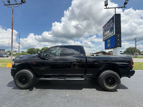 Used 2024 RAM 2500 Laramie w/ Night Edition AWD/4WD image 7
