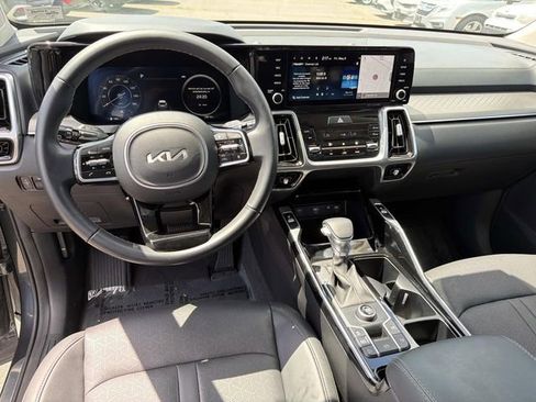 Used 2023 Kia Sorento SX FWD image 18