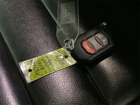 Used 2021 Jeep Wrangler Unlimited Rubicon w/ Xtreme Recon 35" Tire Package image 41