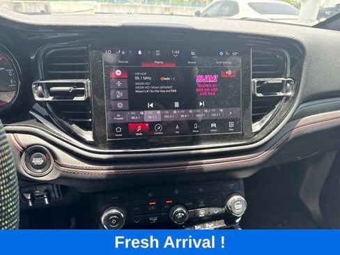 Used 2023 Dodge Durango R/T w/ Blacktop Package RWD image 8