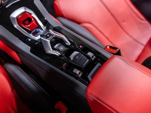 Used 2017 Lamborghini Huracan LP 610-4 image 45