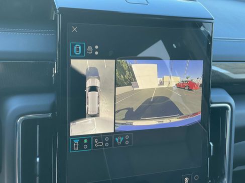 New 2026 GMC Yukon Elevation image 14