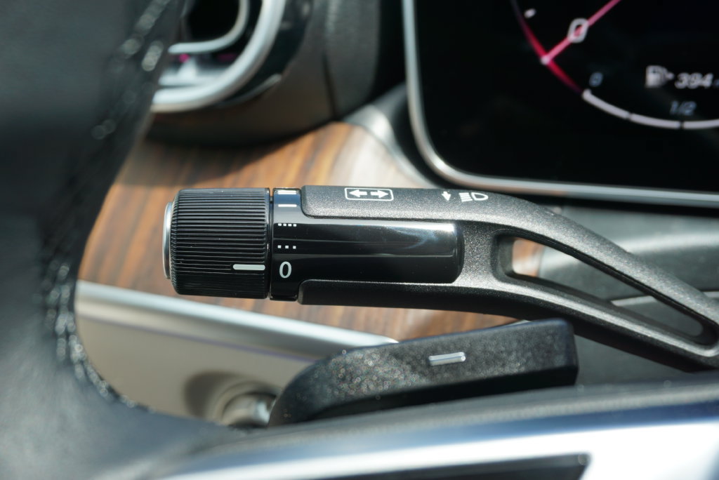 Used 2025 Mercedes-Benz C 300 4MATIC Sedan image 29
