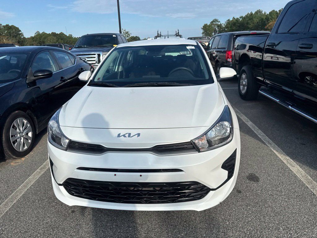 Used 2023 Kia Rio LX FWD image 2