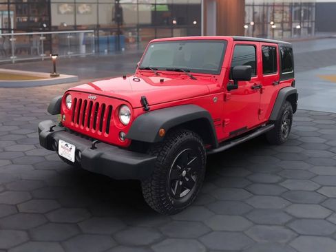 Used 2018 Jeep Wrangler Unlimited Sport S AWD/4WD image 6