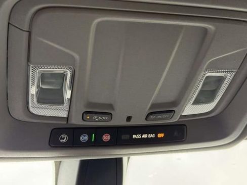 Used 2021 Chevrolet Silverado 1500 RST image 31