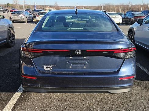 Used 2024 Honda Accord EX image 3