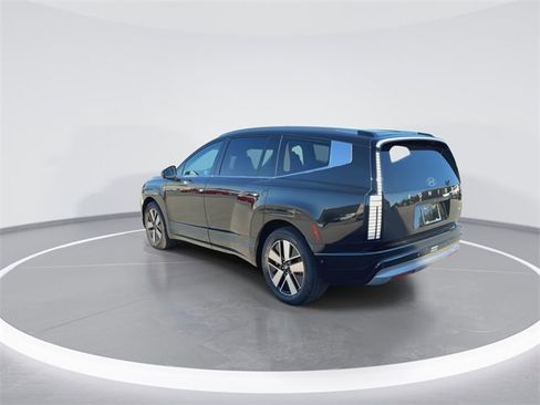 New 2026 Hyundai Ioniq 9 SEL image 2