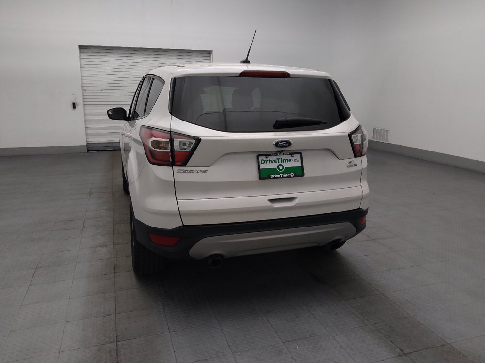Used 2017 Ford Escape SE AWD/4WD image 6