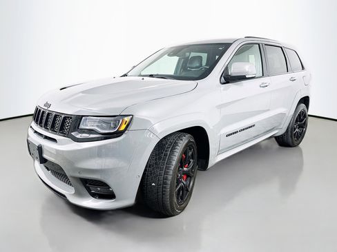 Used 2020 Jeep Grand Cherokee SRT image 3