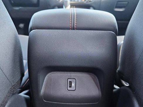 Used 2025 Nissan Sentra SR w/ Trunk Package FWD image 16
