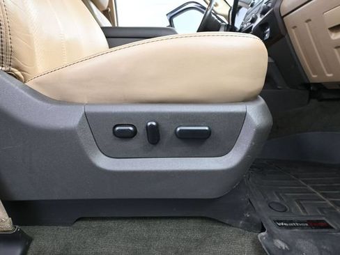 Used 2011 Ford F250 Lariat w/ Lariat Interior Pkg AWD/4WD image 43