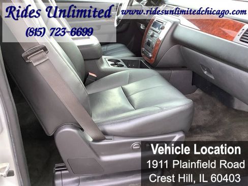 Used 2013 Chevrolet Suburban LT w/ Luxury Package AWD/4WD image 30