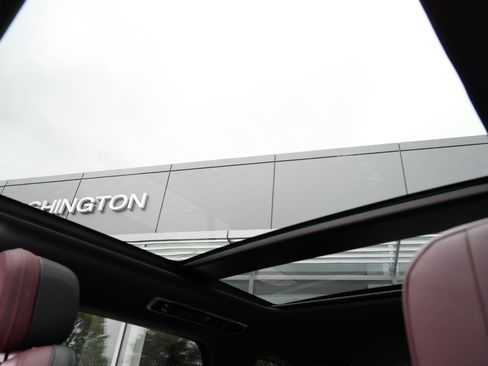 Used 2023 Land Rover Range Rover Sport SE Dynamic AWD/4WD image 32