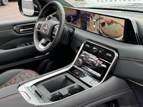 New 2026 Nissan Armada Platinum image 12