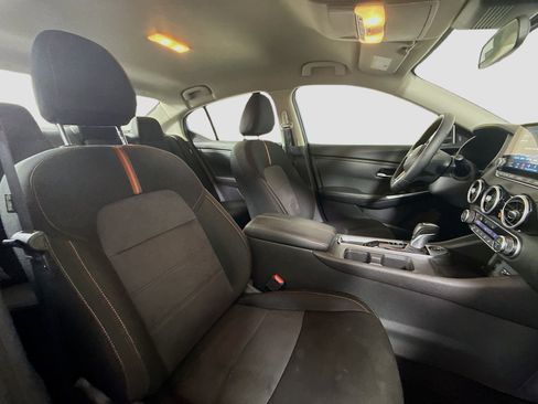 Used 2025 Nissan Sentra SR image 29