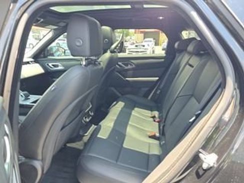 Used 2025 Land Rover Range Rover Velar Dynamic SE AWD/4WD image 7