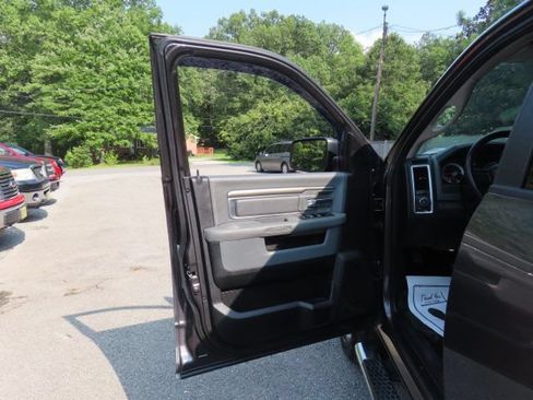 Used 2015 RAM 1500 Big Horn AWD/4WD image 15