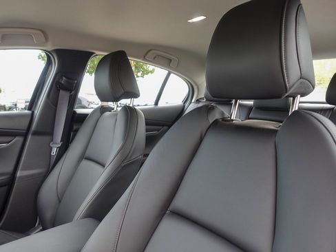 Certified 2025 MAZDA MAZDA3 s image 10