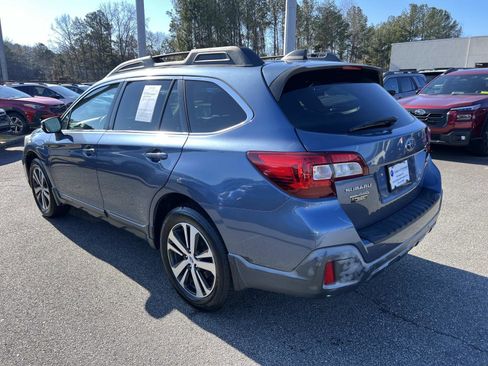 Used 2018 Subaru Outback 2.5i Limited image 5