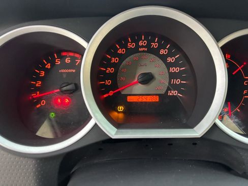 Used 2008 Toyota Tacoma PreRunner RWD image 25