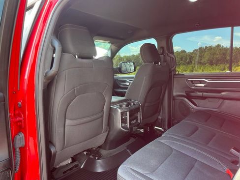 Used 2020 RAM 1500 Big Horn AWD/4WD image 43
