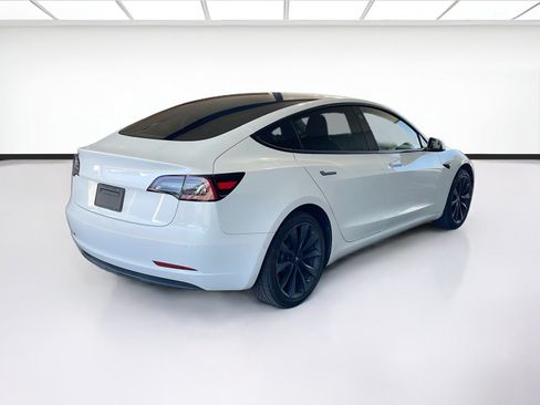 Used 2020 Tesla Model 3 RWD image 4