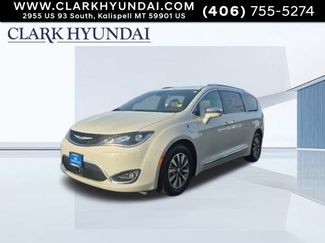 Used 2020 Chrysler Pacifica Limited w/ Advanced Safetytec Group 360° Tour