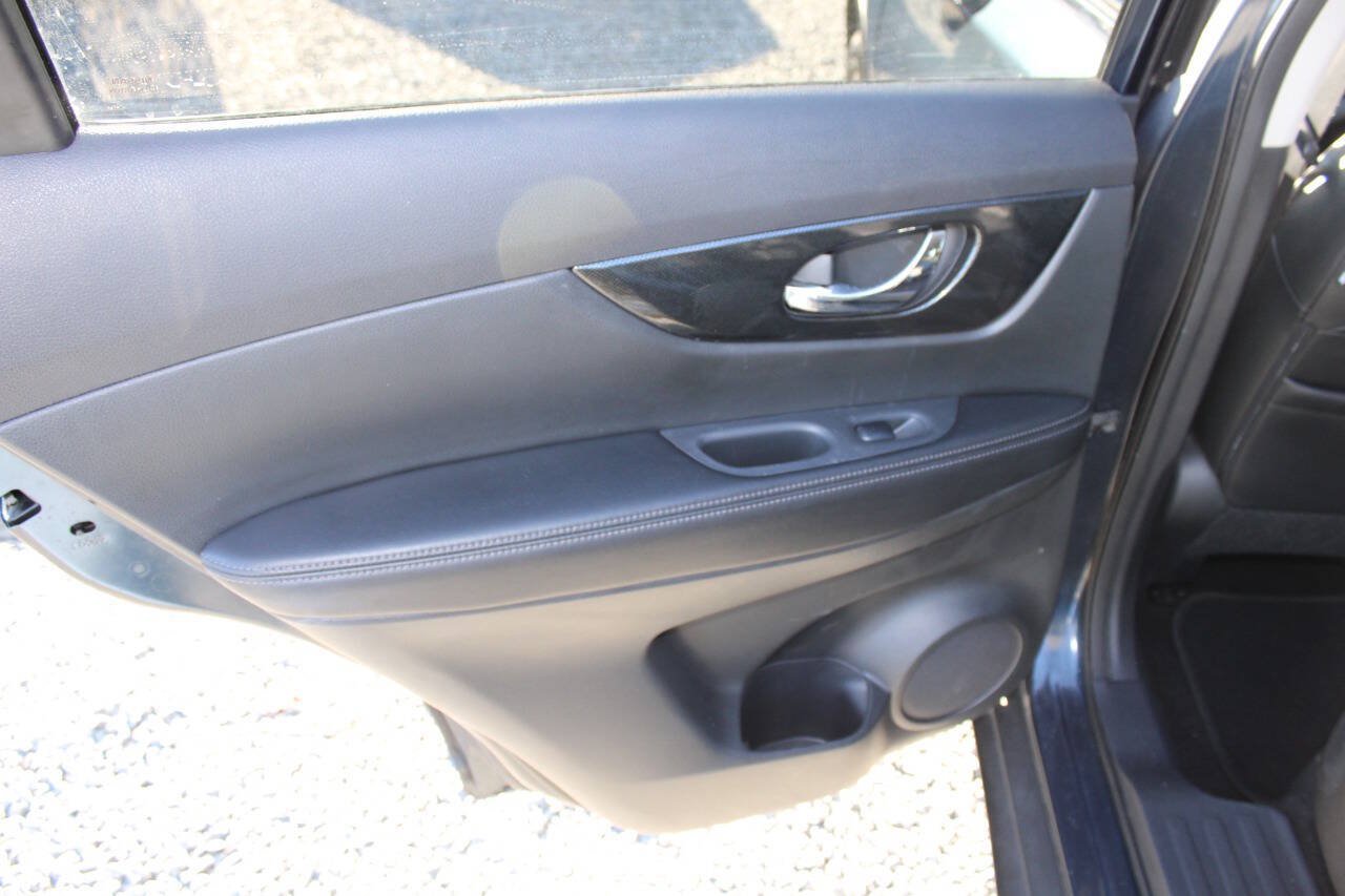 Used 2015 Nissan Rogue SL w/ SL Premium Package AWD/4WD image 23