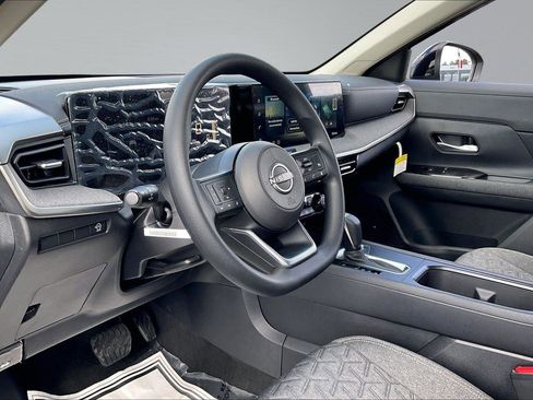 New 2026 Nissan Kicks SV FWD image 7