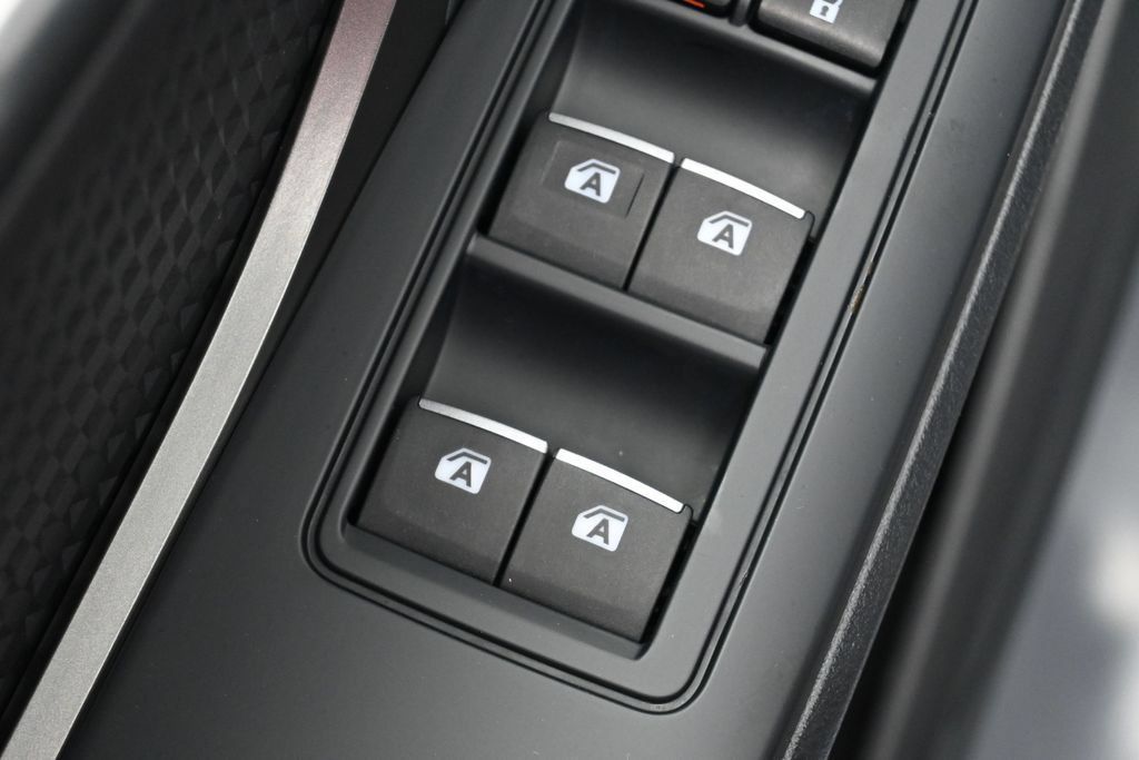 Certified 2018 Toyota C-HR XLE FWD image 14