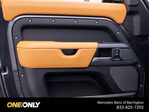 Used 2023 Land Rover Defender 110 X-Dynamic SE AWD/4WD image 13