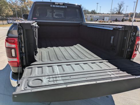 Used 2021 RAM 2500 Limited image 6