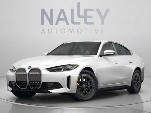 Used 2023 BMW i4 eDrive35 w/ Premium Package RWD image 11