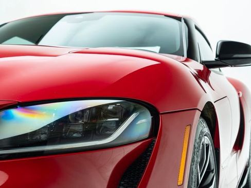 Used 2022 Toyota Supra image 11