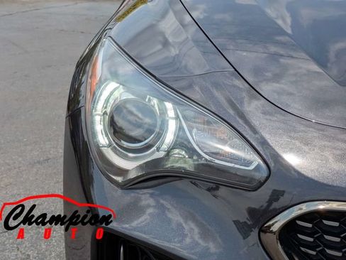Used 2020 Kia Stinger GT-Line RWD image 11