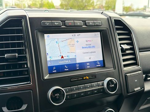 Used 2021 Ford Expedition Limited AWD/4WD image 11