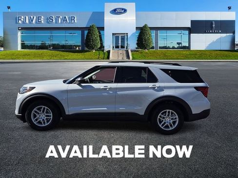 New 2026 Ford Explorer Active w/ Active Comfort Package image 4