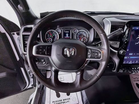 Used 2025 RAM 2500 Big Horn AWD/4WD image 11