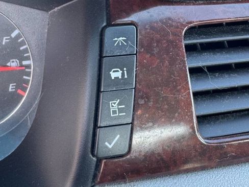 Used 2006 Chevrolet Impala LT FWD image 18
