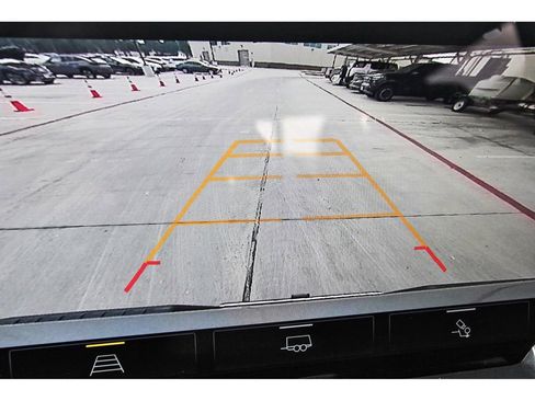 Used 2025 Chevrolet Silverado 1500 LT w/ Texas Edition Plus RWD image 26