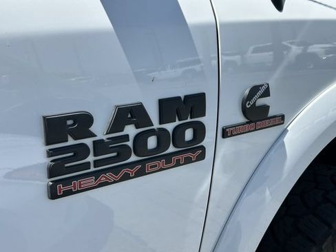 Used 2018 RAM 2500 Big Horn w/ Sport Appearance Group AWD/4WD image 5