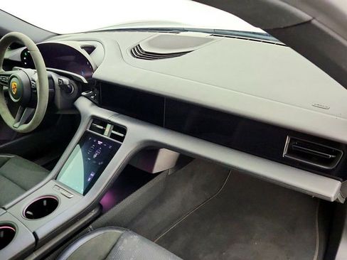 Used 2021 Porsche Taycan 4S image 24