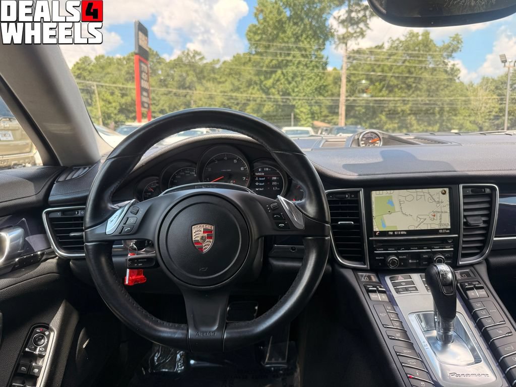 Used 2013 Porsche Panamera 4 Platinum Edition w/ Sport Chrono Pkg AWD/4WD image 16