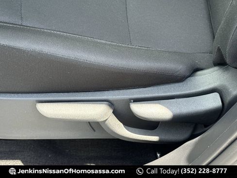 Certified 2023 Nissan Kicks S FWD image 29