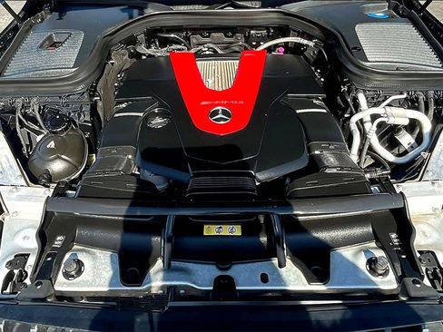 Used 2020 Mercedes-Benz GLC 43 AMG 4MATIC image 27