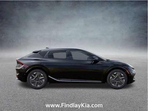 New 2025 Kia EV6 Light w/ Light LR Technology Package RWD image 9