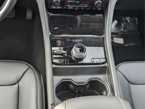 New 2024 Jeep Grand Cherokee Limited 4xe image 16