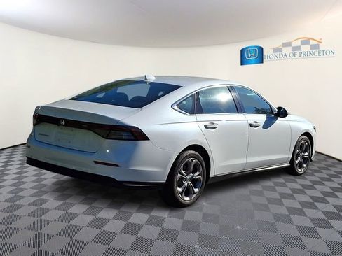 Certified 2024 Honda Accord EX image 6