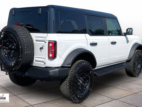 New 2026 Ford Bronco Outer Banks w/ Sasquatch Package AWD/4WD image 18